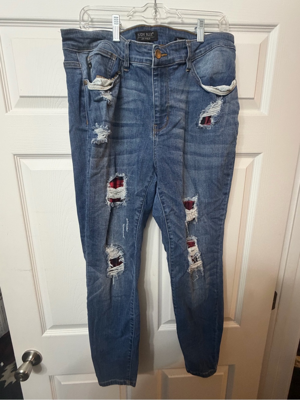 Judy Blue Medium Blue Distressed Skinny Jeans with Red Underlay Size 18